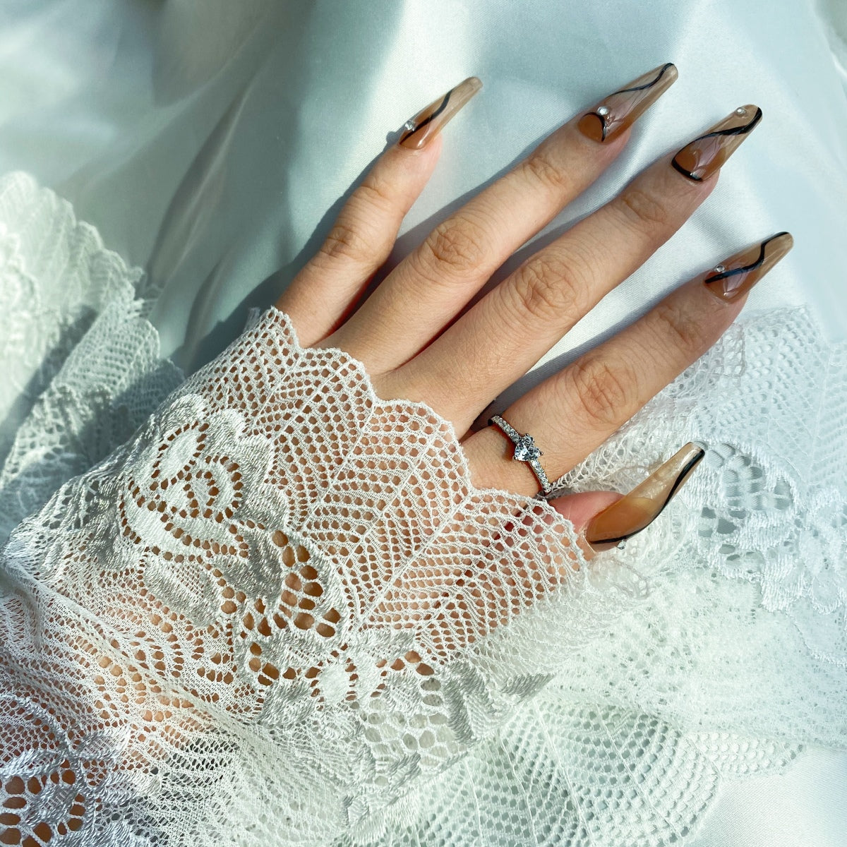 [AuraEcho]0.5 Carat CaratEternity Charming Heart Shape Lover Ring