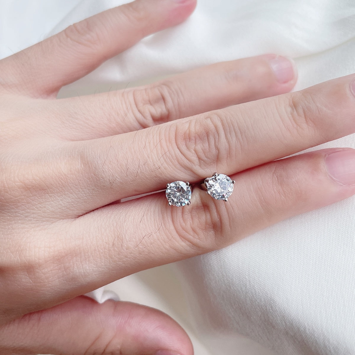 [AuraEcho]Unique Round Shape Earrings