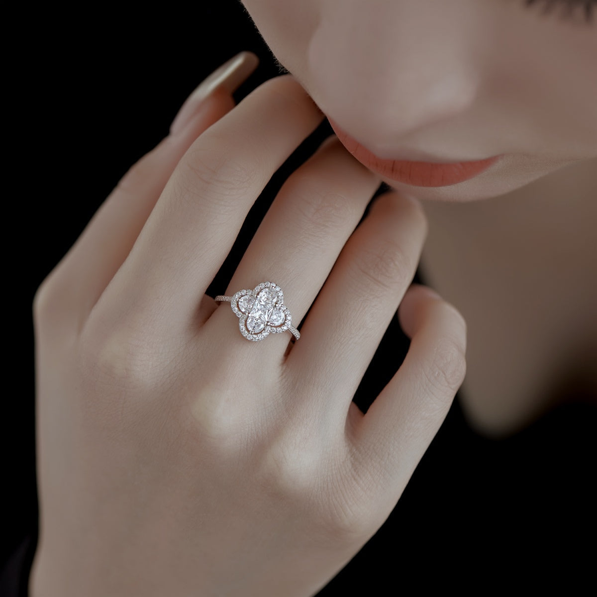 [AuraEcho]Luxurious Eternity Flower Shape Banquet Ring