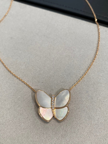 [AuraEcho]BUTTERFLY GOLD MOP DIAMOND NECKLACE