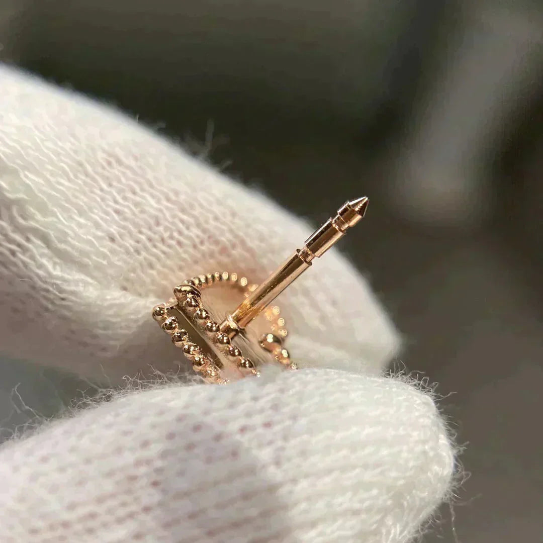 [AuraEcho]HEART CARNELIAN STUD EARRINGS