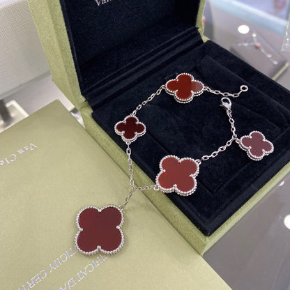 [AuraEcho]CLOVER 5 MOTIFS SIVLER CARNELIAN BRACELET