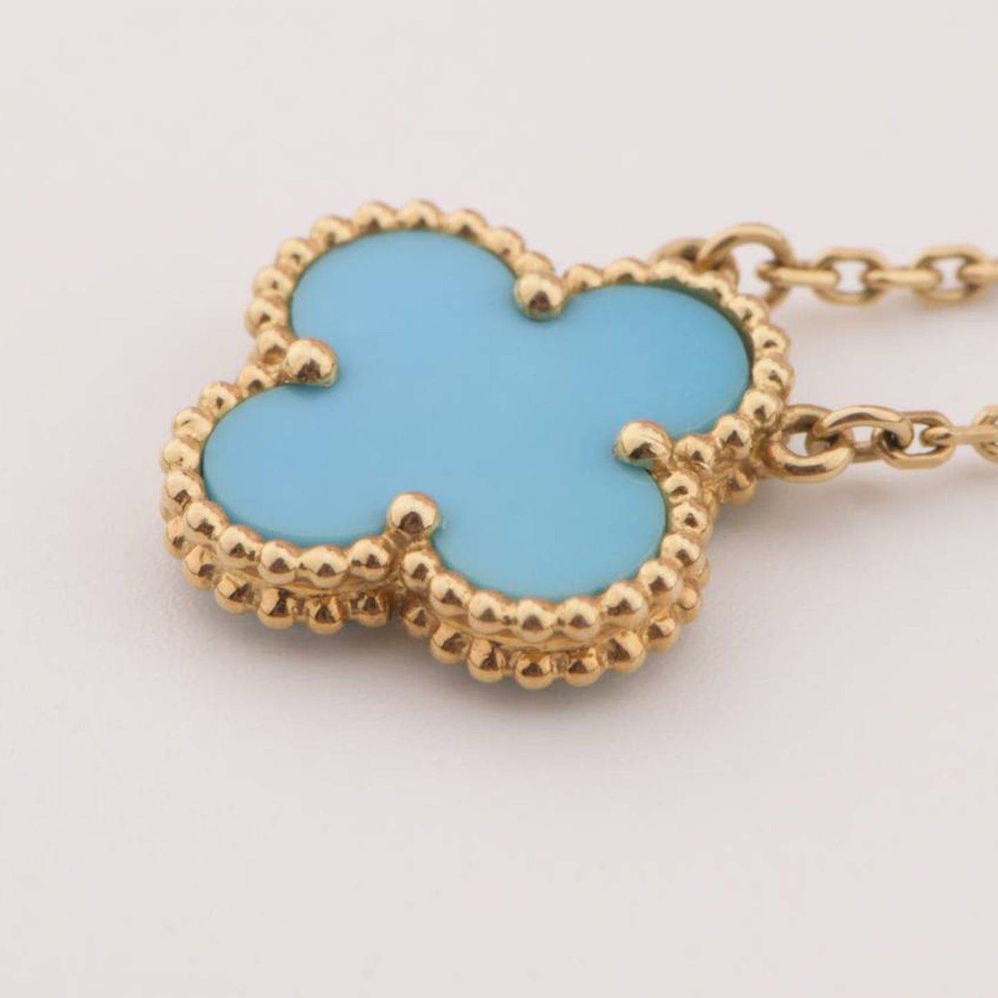 [AuraEcho]CLOVER 15MM VINTAGE TURQUOISE NECKLACE