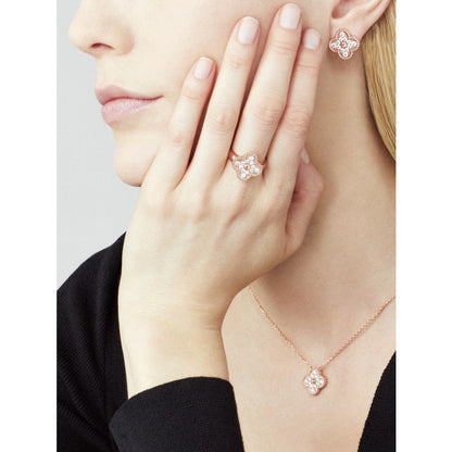 [AuraEcho]CLOVER 15MM DIAMOND SINGLE FLOWER NECKLACE