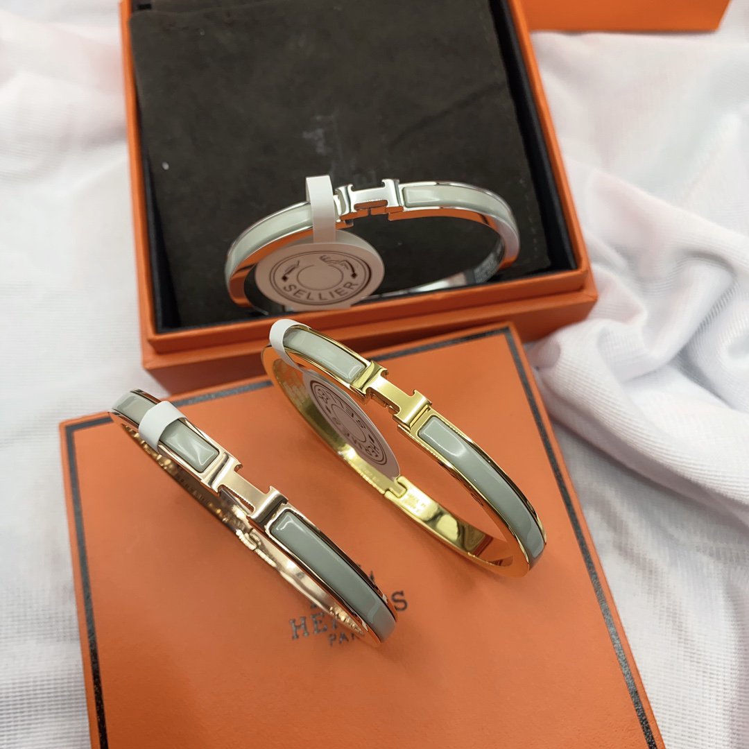 [AuraEcho]CLASSIC HM CLIC GREEN 8MM ENAMEL BRACELET