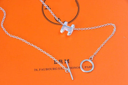 [AuraEcho]HM NECKLACE H LETTER OVAL SERIES