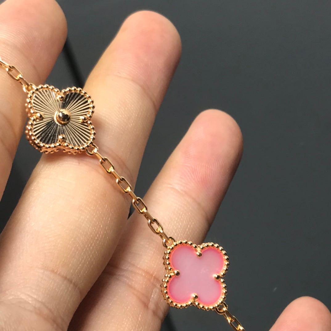 [AuraEcho]CLOVER BRACELET 5 MOTIF PINK AND PINK GOLD